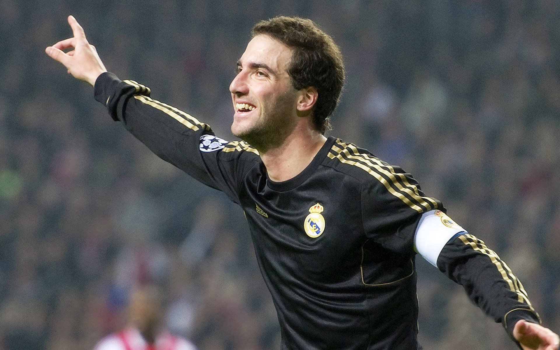 科比:五次夺冠的“冠军之路”,永远的光辉时刻!,科比夺了几次冠军